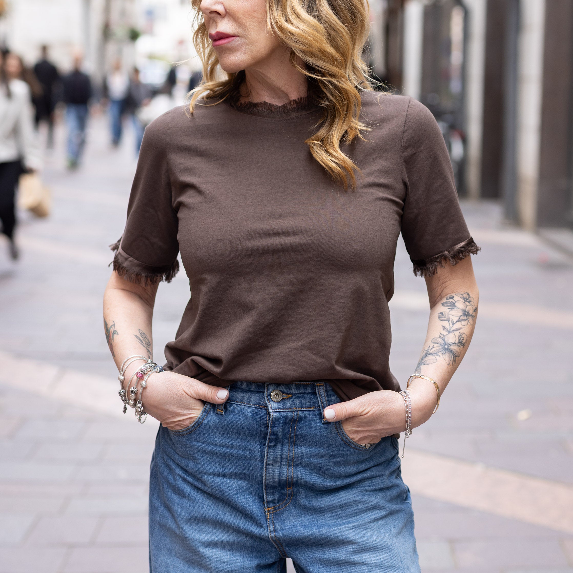 T-shirt con frange