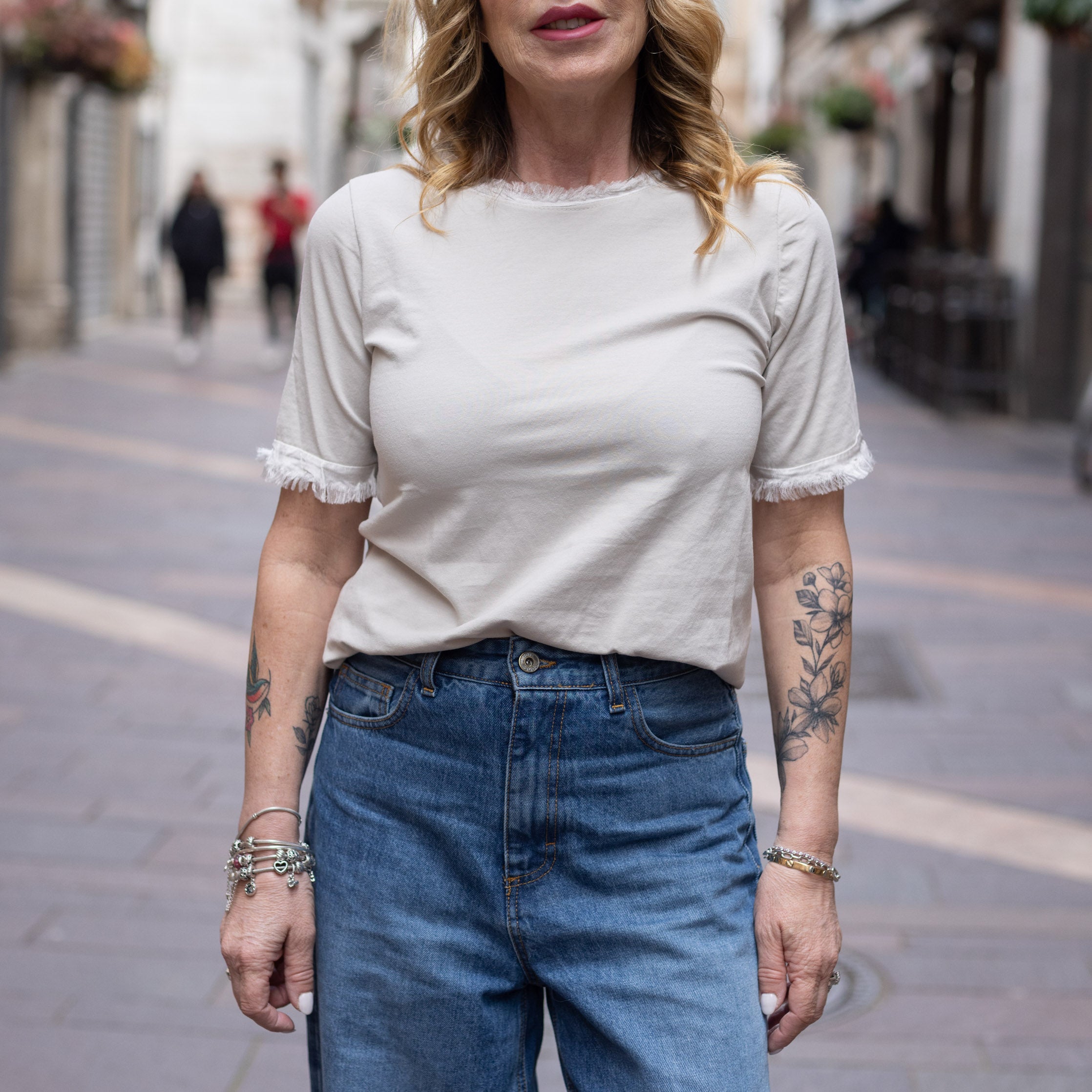 T-shirt con frange